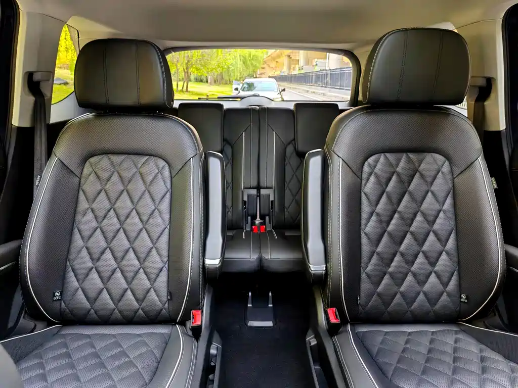 Volkswagen Talagon — миниатюра 7