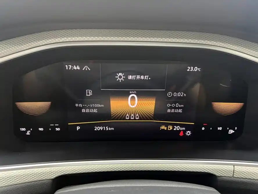 Volkswagen T-Roc — миниатюра 14