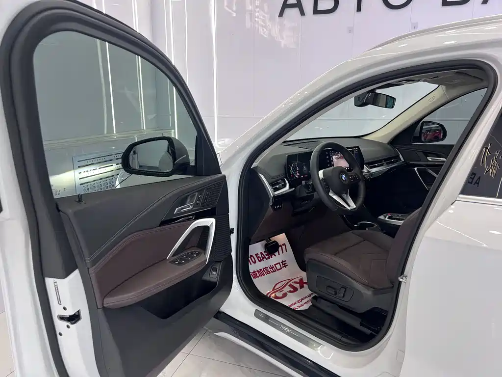 BMW X1 — миниатюра 7