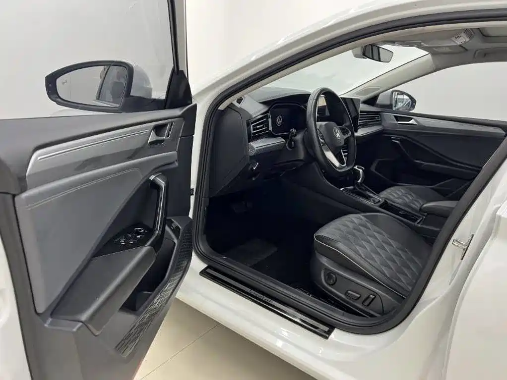 Volkswagen Sagitar — миниатюра 10