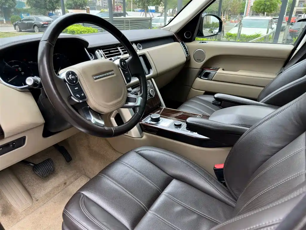 Land Rover Range Rover 2015 3.0 SC V6 Vogue