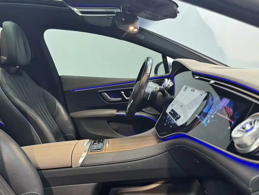 Mercedes-Benz EQS — миниатюра 20
