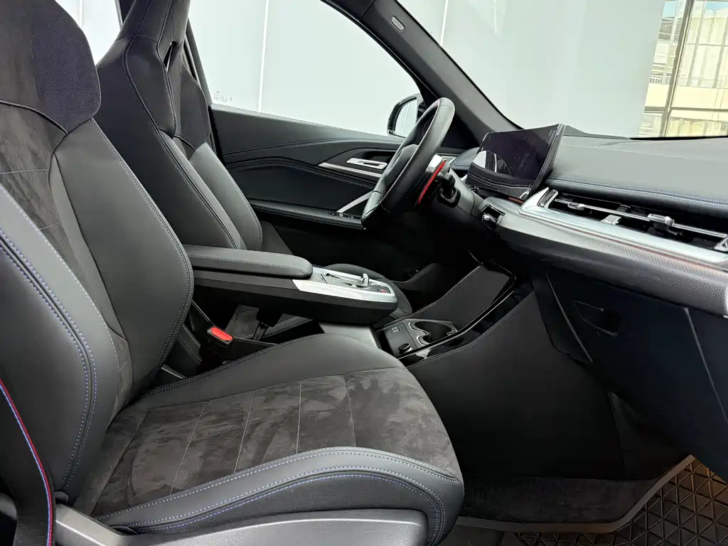 BMW X1 M35Li — миниатюра 7