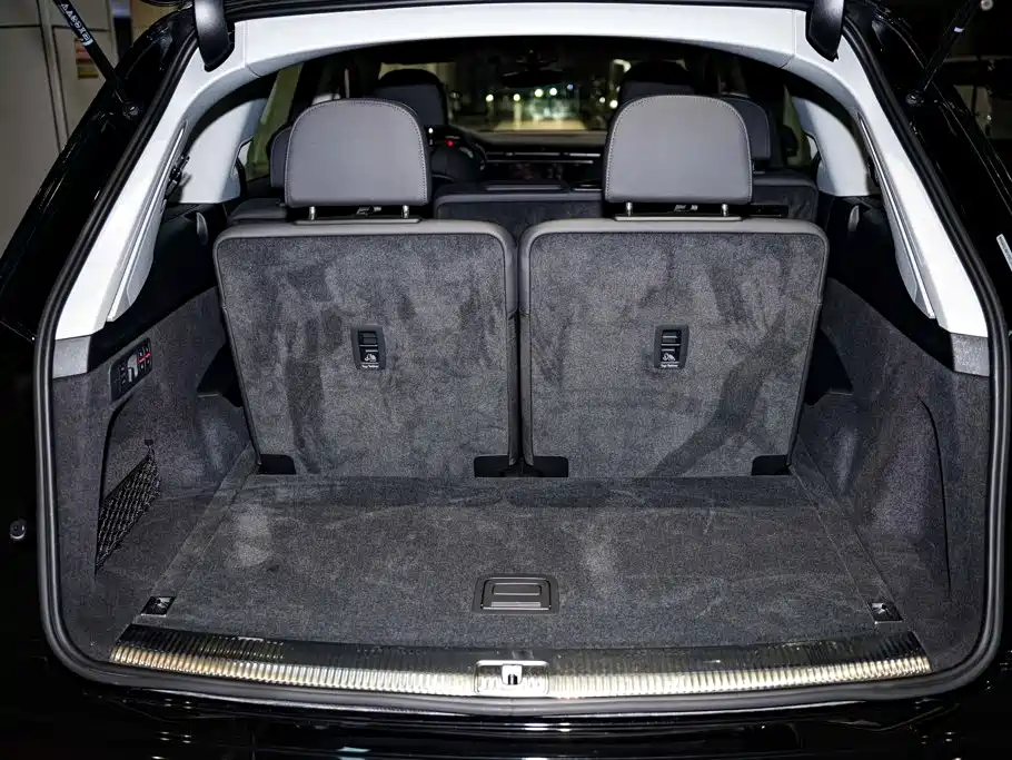 Audi Q7 — миниатюра 31