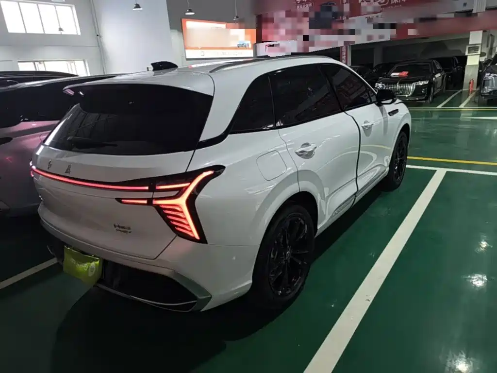 Hongqi Hongqi HS3 PHEV — миниатюра 7