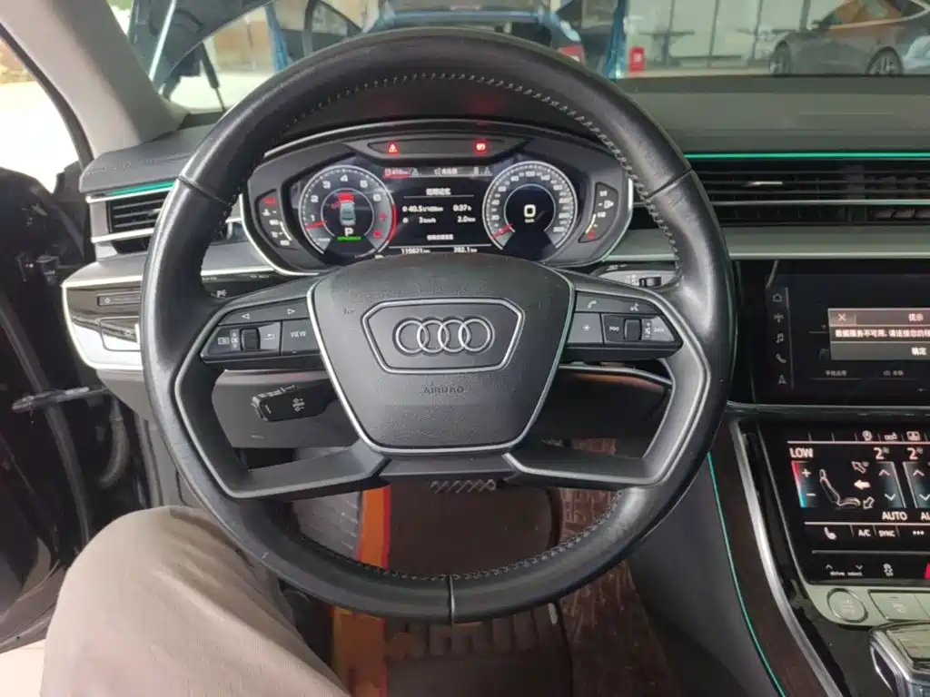 Audi A8 — миниатюра 11