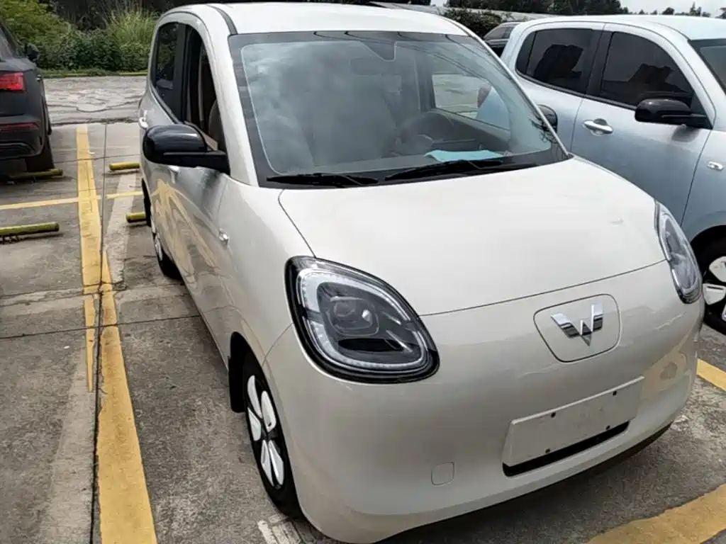 Wuling MINIEV — миниатюра 4