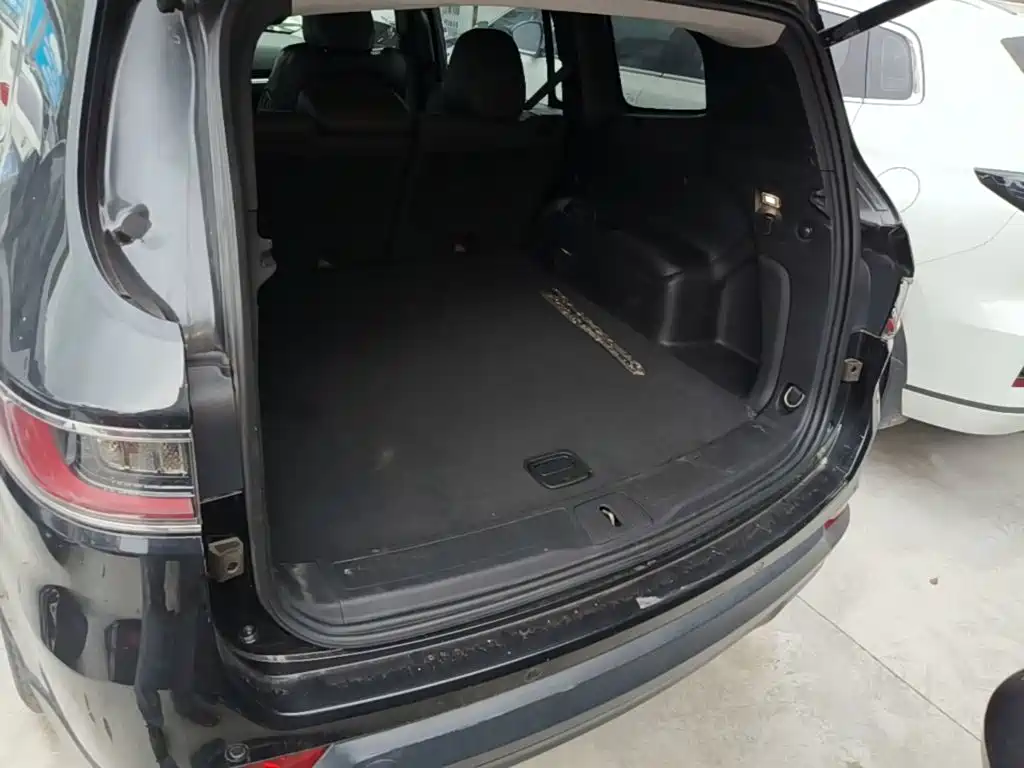 Jeep Commander — миниатюра 19