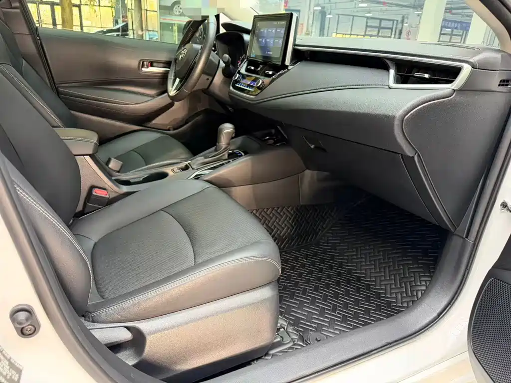 Toyota Corolla — миниатюра 20