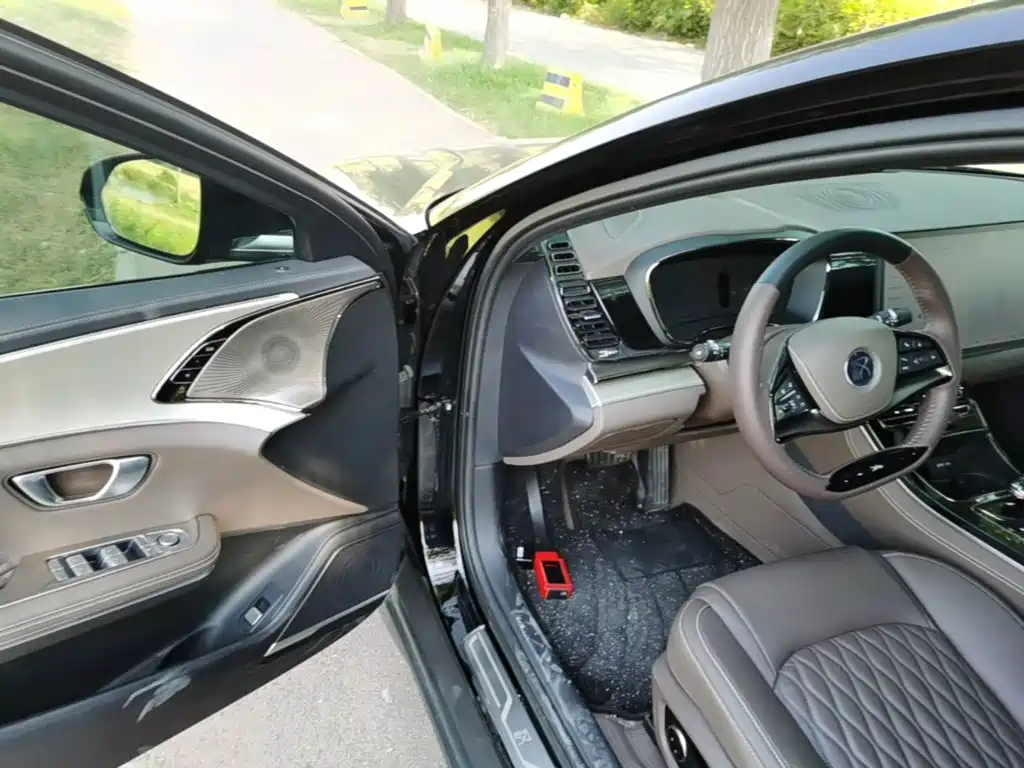 BYD Han — миниатюра 16