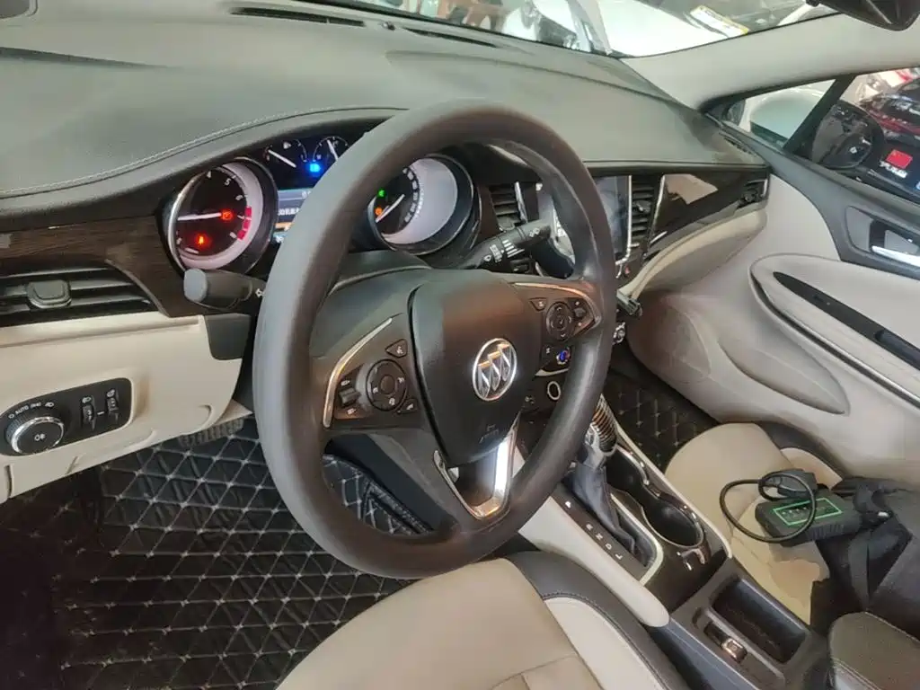 Buick Verano — миниатюра 11