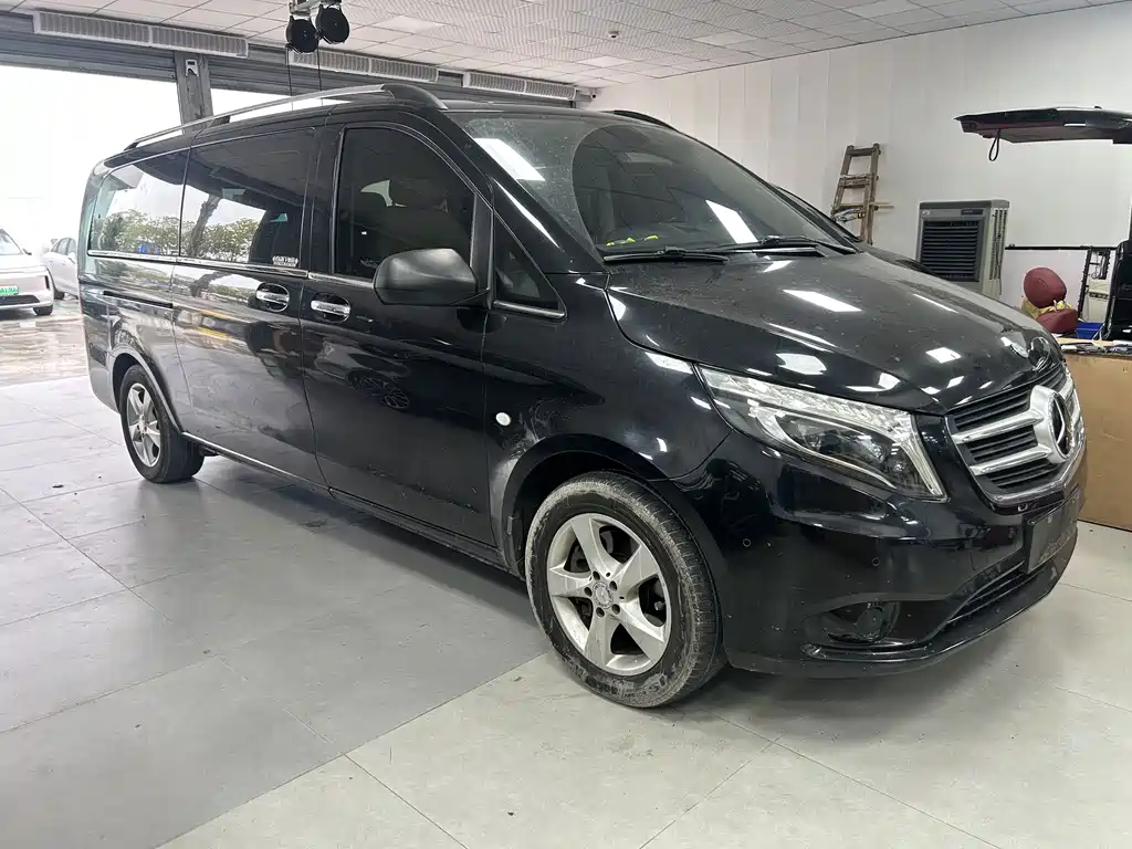 Mercedes-Benz Vito — миниатюра 2