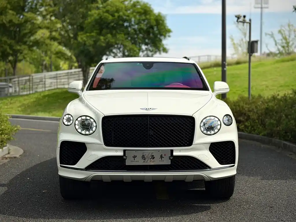Bentley Bentayga — миниатюра 2