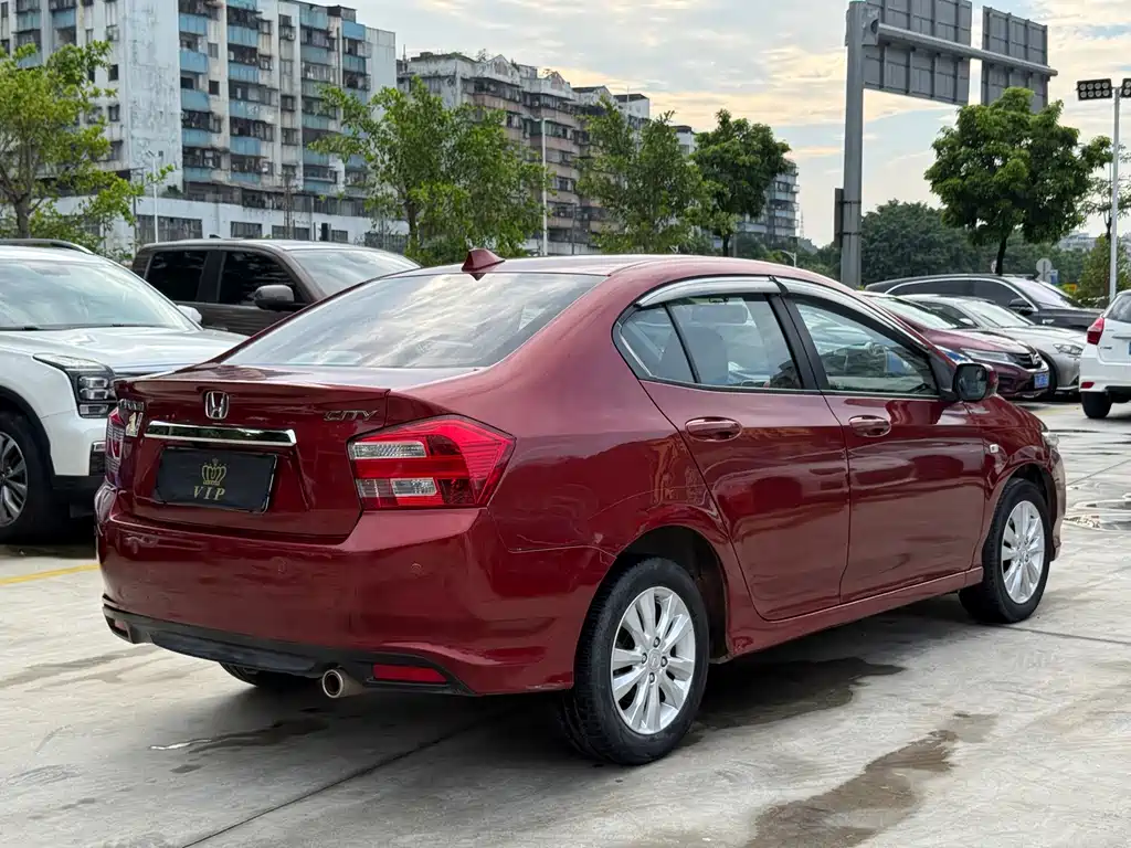 Honda City Classic — миниатюра 6