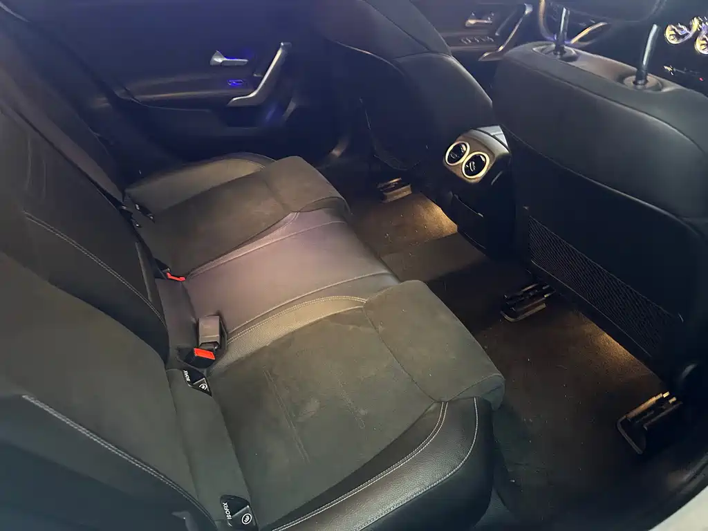 Mercedes-Benz A-Class — миниатюра 14