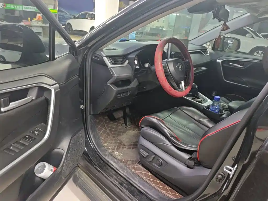 Toyota Wildlander — миниатюра 16