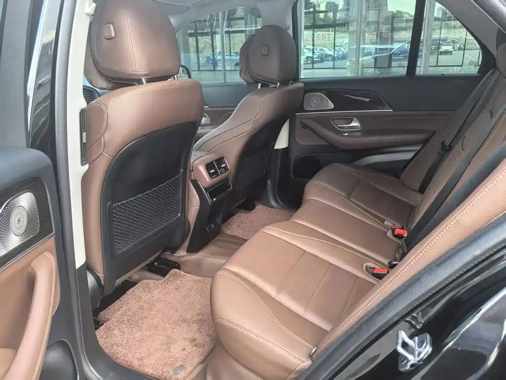 Mercedes-Benz GLE (Import) — миниатюра 11