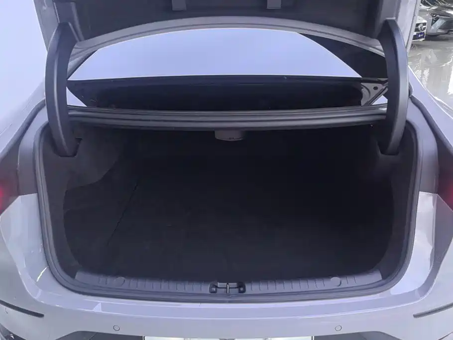 BYD Han — миниатюра 4