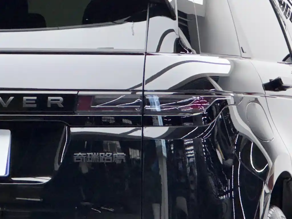 Land Rover Evoque — миниатюра 6