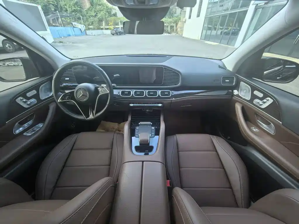 Mercedes-Benz GLE (Import) — миниатюра 5