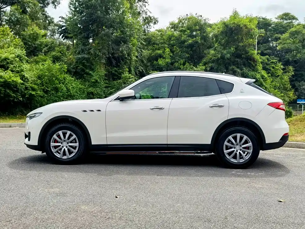 Maserati Levante — миниатюра 4