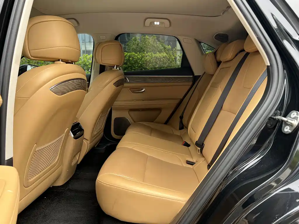 AITO Wenjie AITO M5 — миниатюра 5