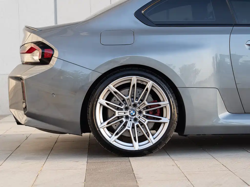 BMW M2 2024 M2