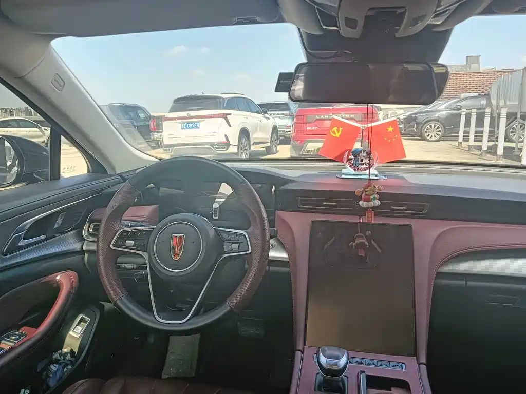 Hongqi Hongqi H5 — миниатюра 6