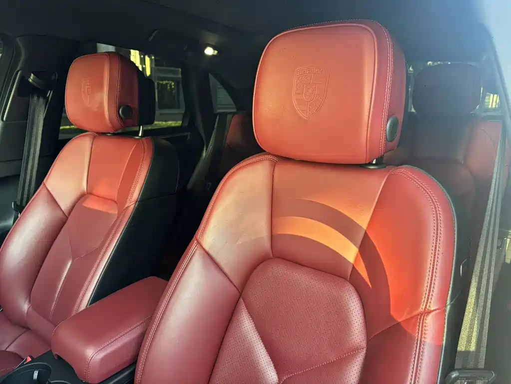 Porsche Macan — миниатюра 13