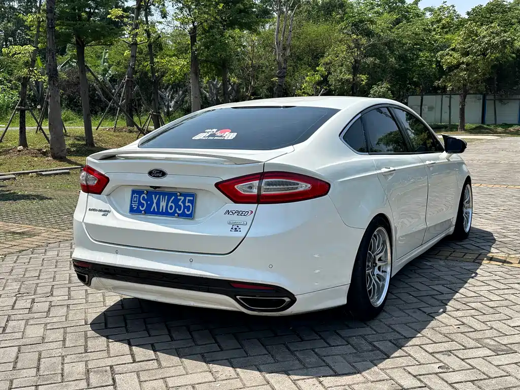 Ford Mondeo 2013 2.0L GTDi240 Luxury Sport