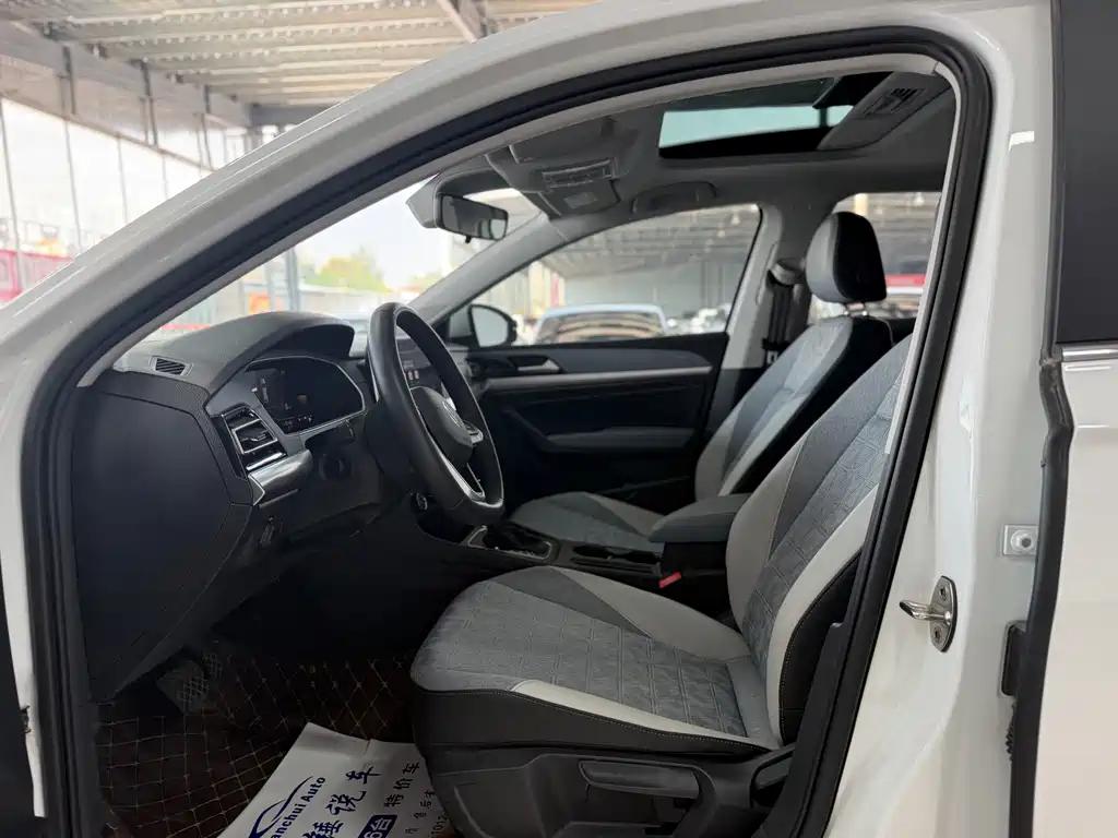 Volkswagen Lavida — миниатюра 5