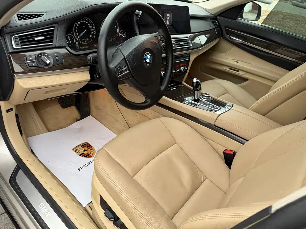 BMW 7 Series 7 2009 740Li Luxury