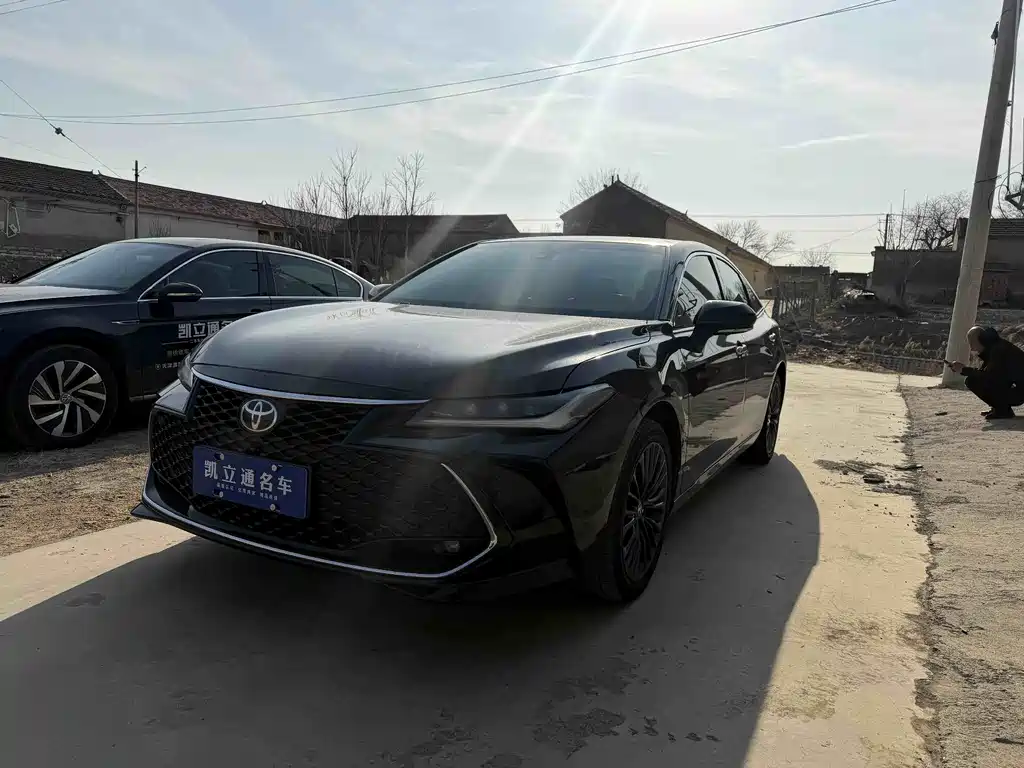 Toyota Avalon 2022