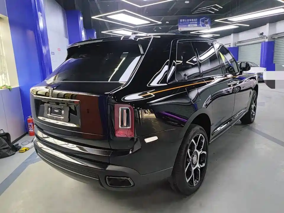Rolls-Royce Cullinan — миниатюра 2