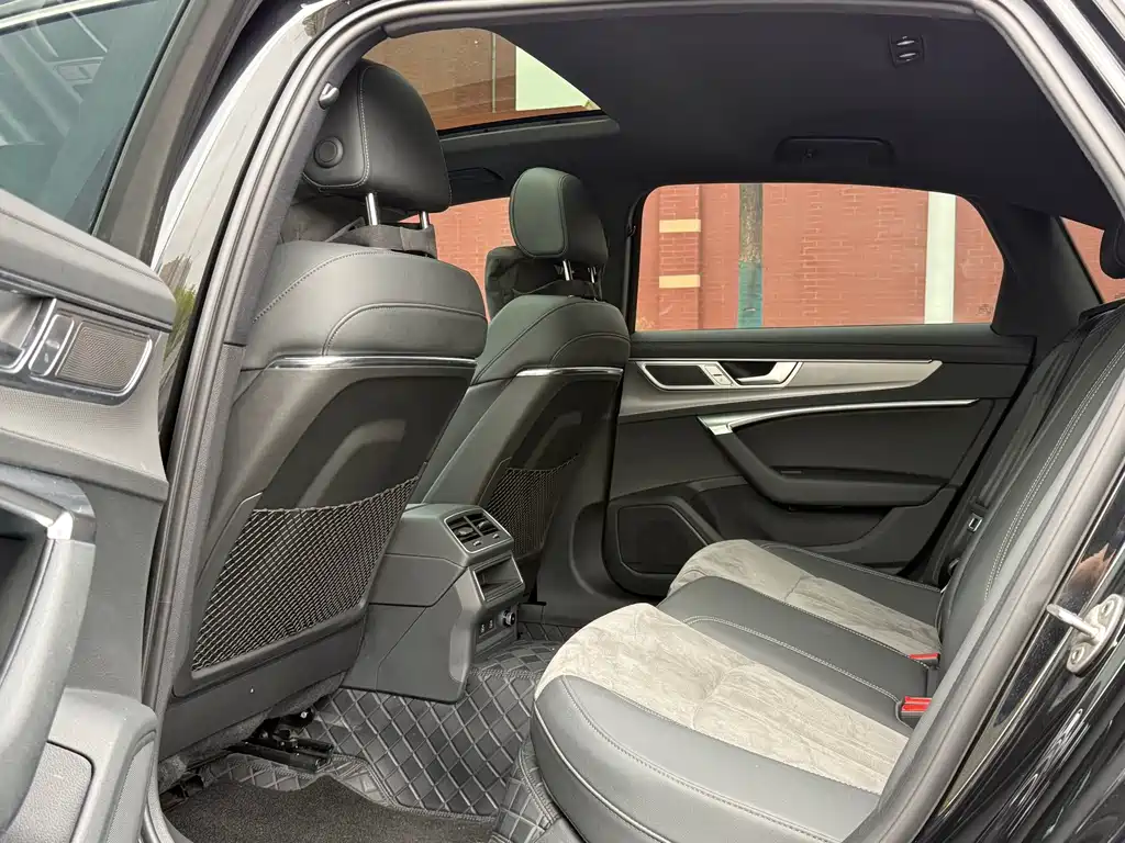 Audi A6L — миниатюра 6