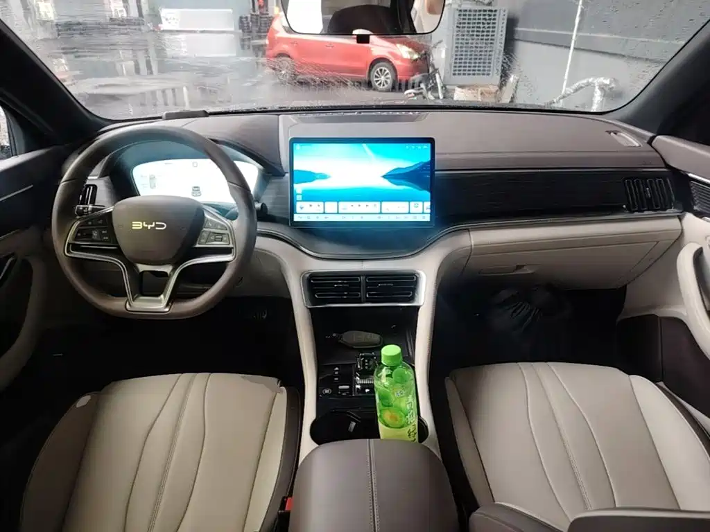 BYD PLUS New Energy — миниатюра 10