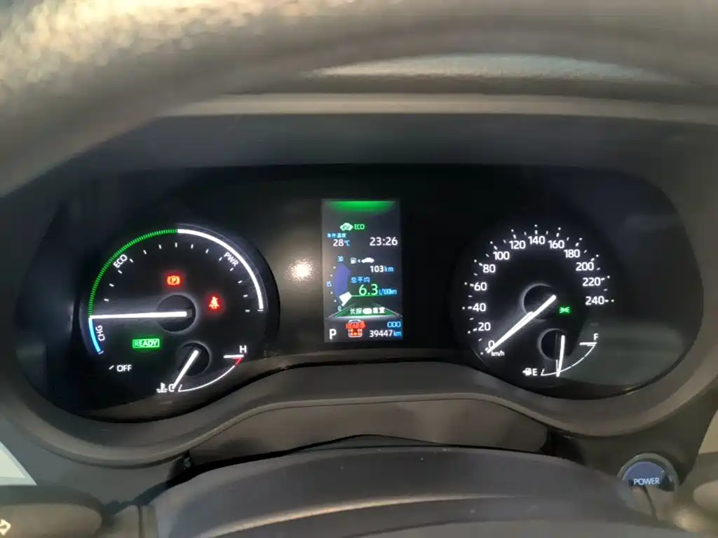 Toyota Granvia — миниатюра 12