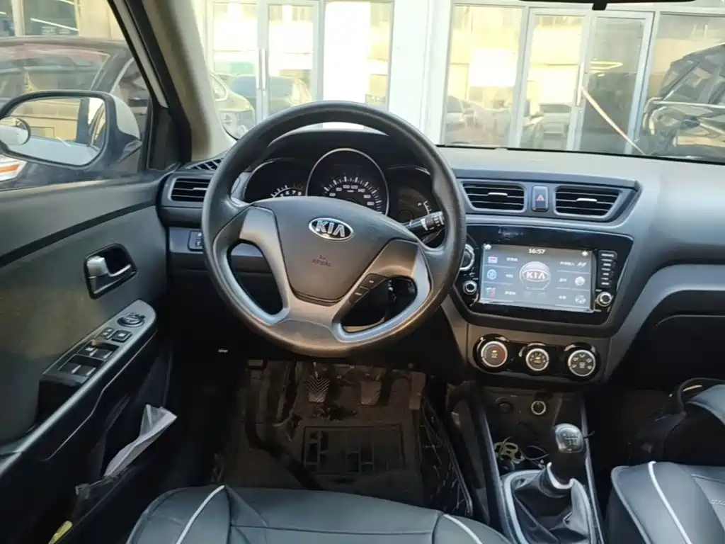 Kia K2 — миниатюра 11