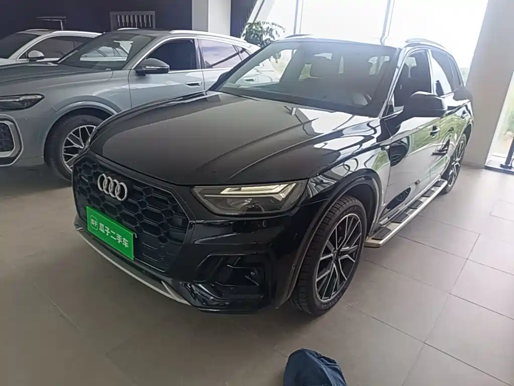 Audi Q5L — миниатюра 2