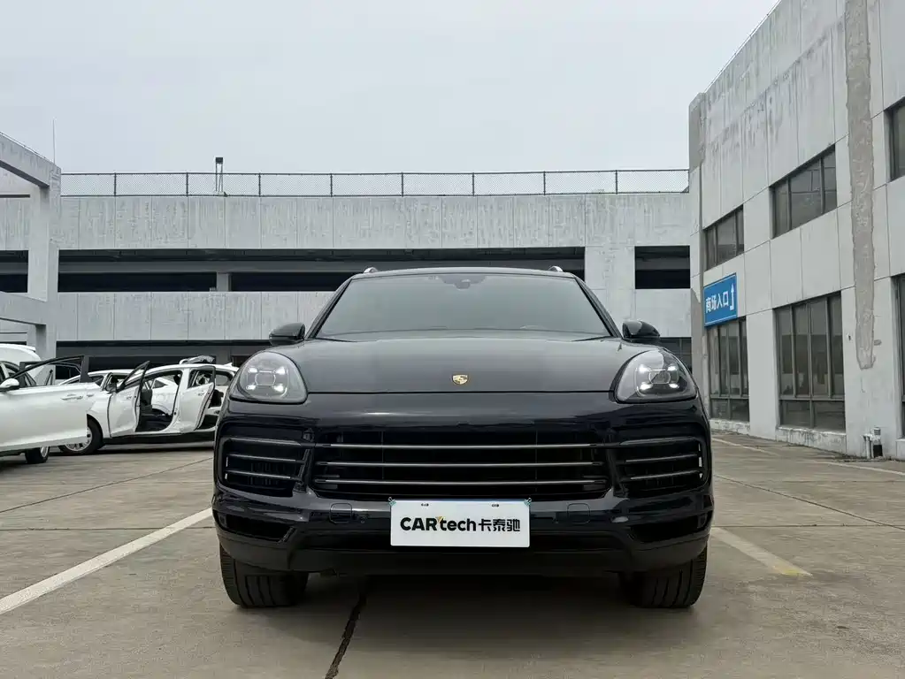 Porsche Cayenne — миниатюра 2
