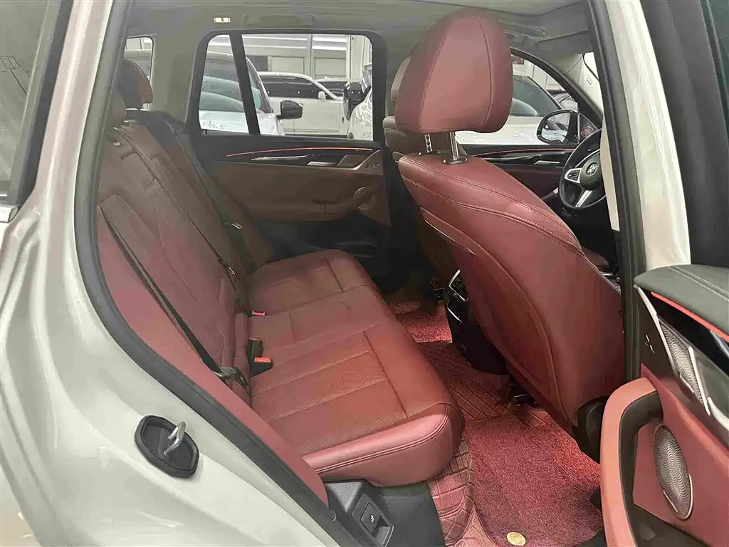 BMW X3 — миниатюра 16