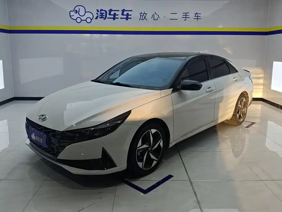 Hyundai Elantra 2021
