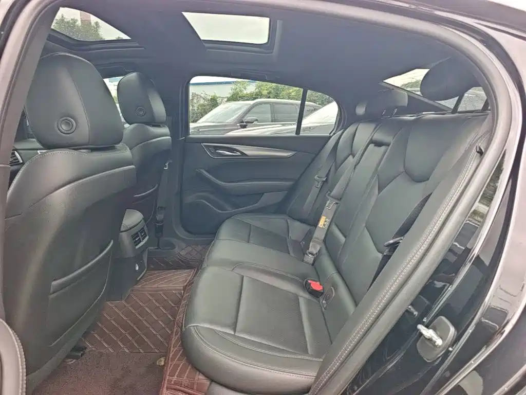 Cadillac CT5 — миниатюра 17