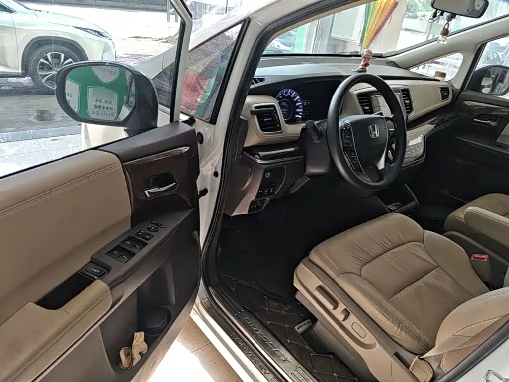 Honda Odyssey — миниатюра 16