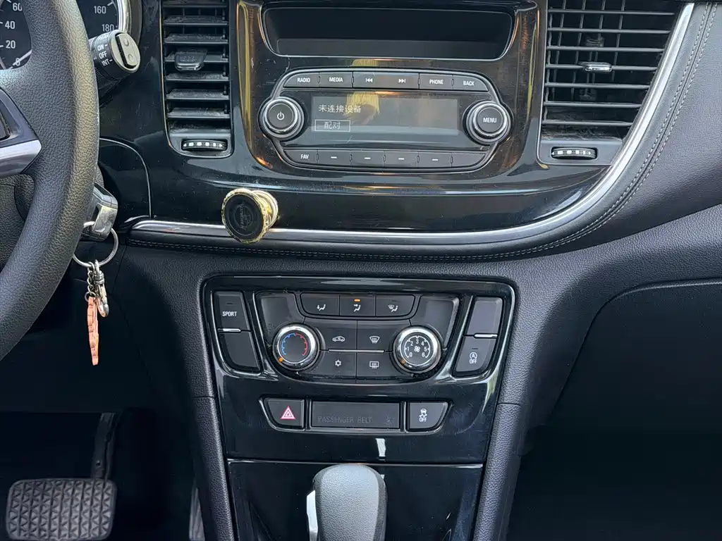 Buick Encore — миниатюра 9
