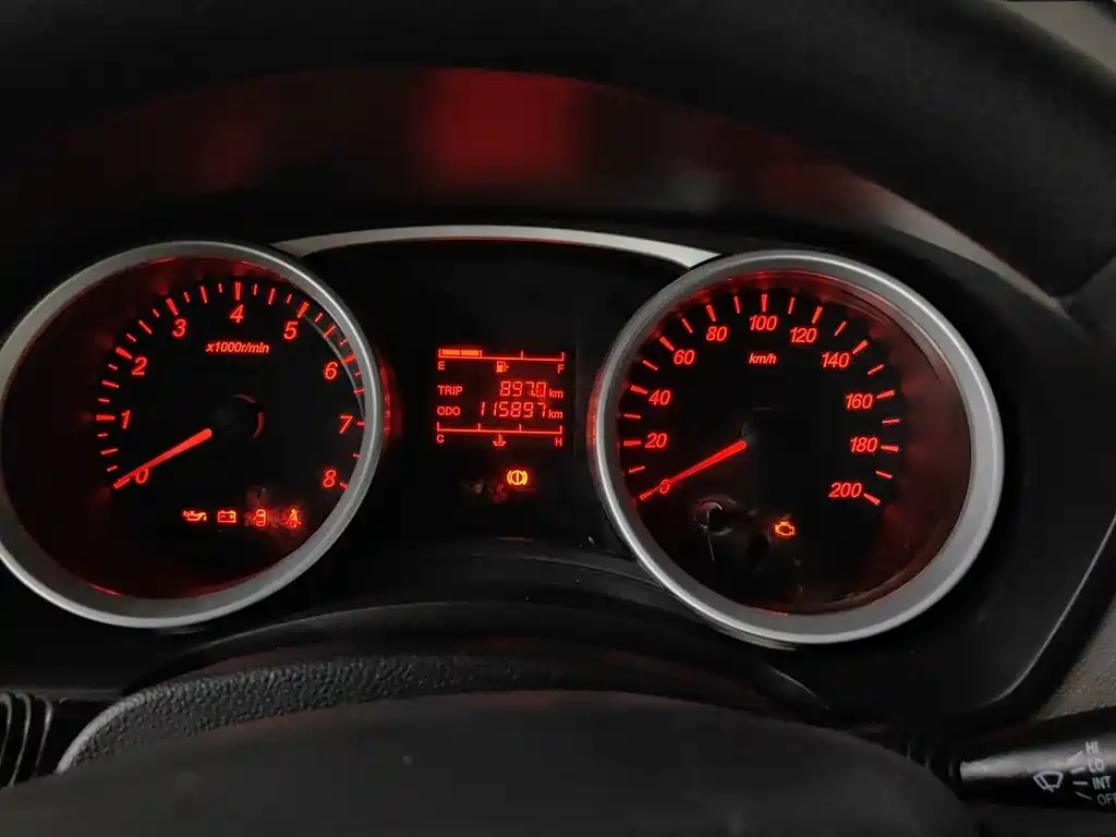 Wuling Hongguang — миниатюра 11