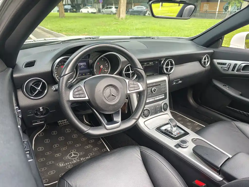 Mercedes-Benz SLC — миниатюра 20