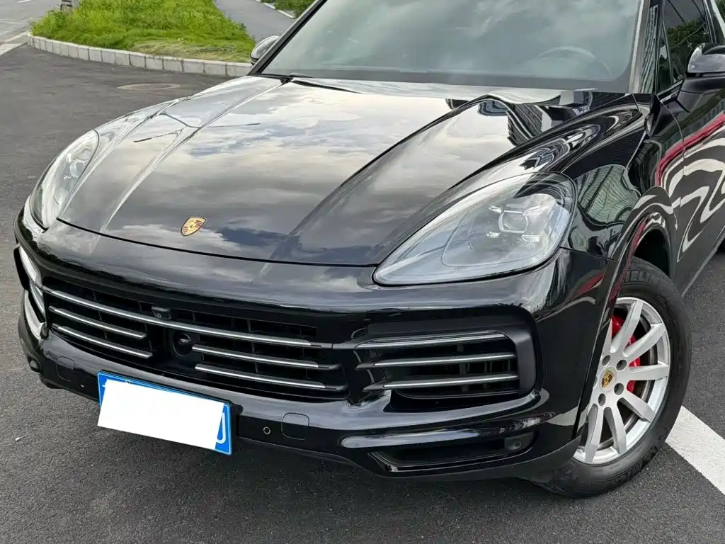 Porsche Cayenne — миниатюра 3