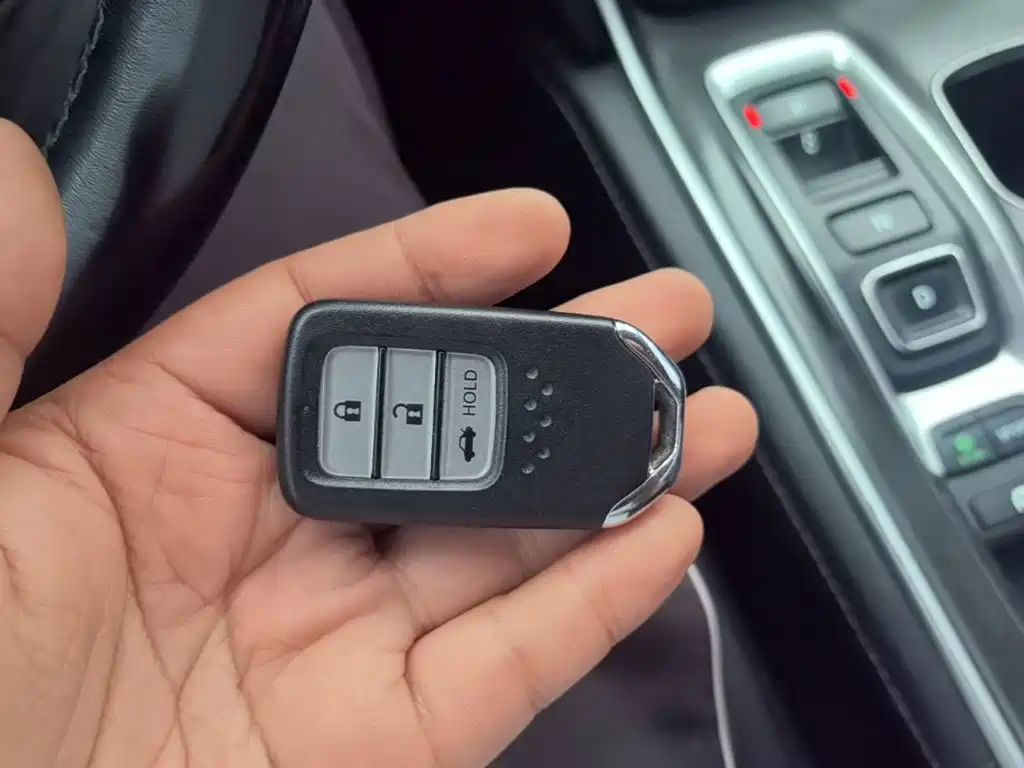 Honda Accord — миниатюра 9