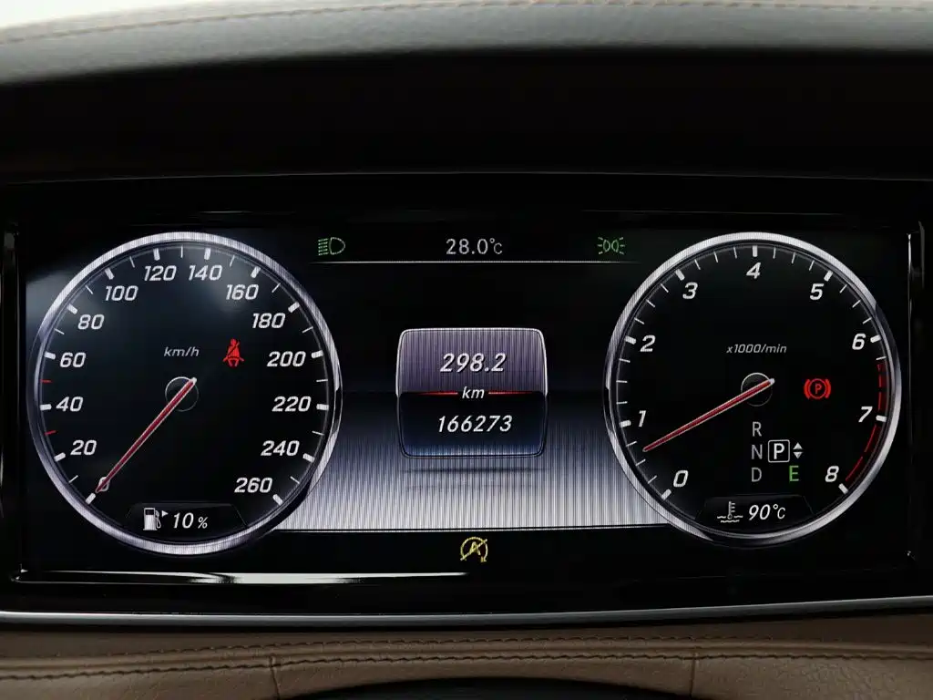 Mercedes-Benz S-Class — миниатюра 24